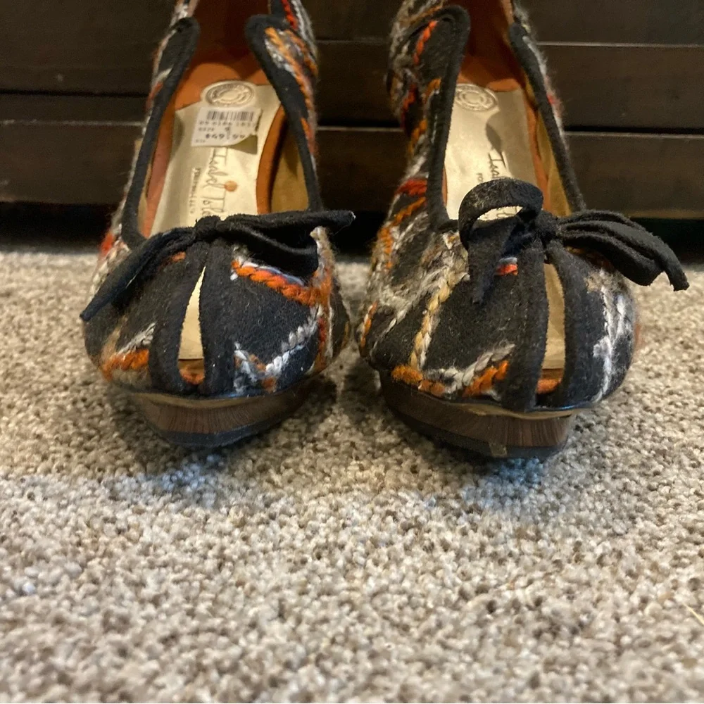 Isabel Toledo Multi-Knitted Shoes; Woven Yarn with Wood Heel - Size 9